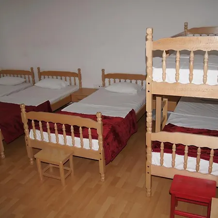 Hostel Diklo